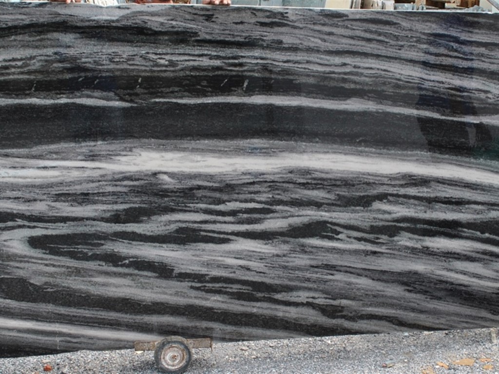 Mercury Black 909 - 270 x 130 x 51 slabs (1)